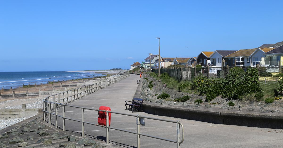 Tywyn Travel Guide Tywyn Tourism KAYAK tywyn-travel-guide-tywyn-tourism-kayak