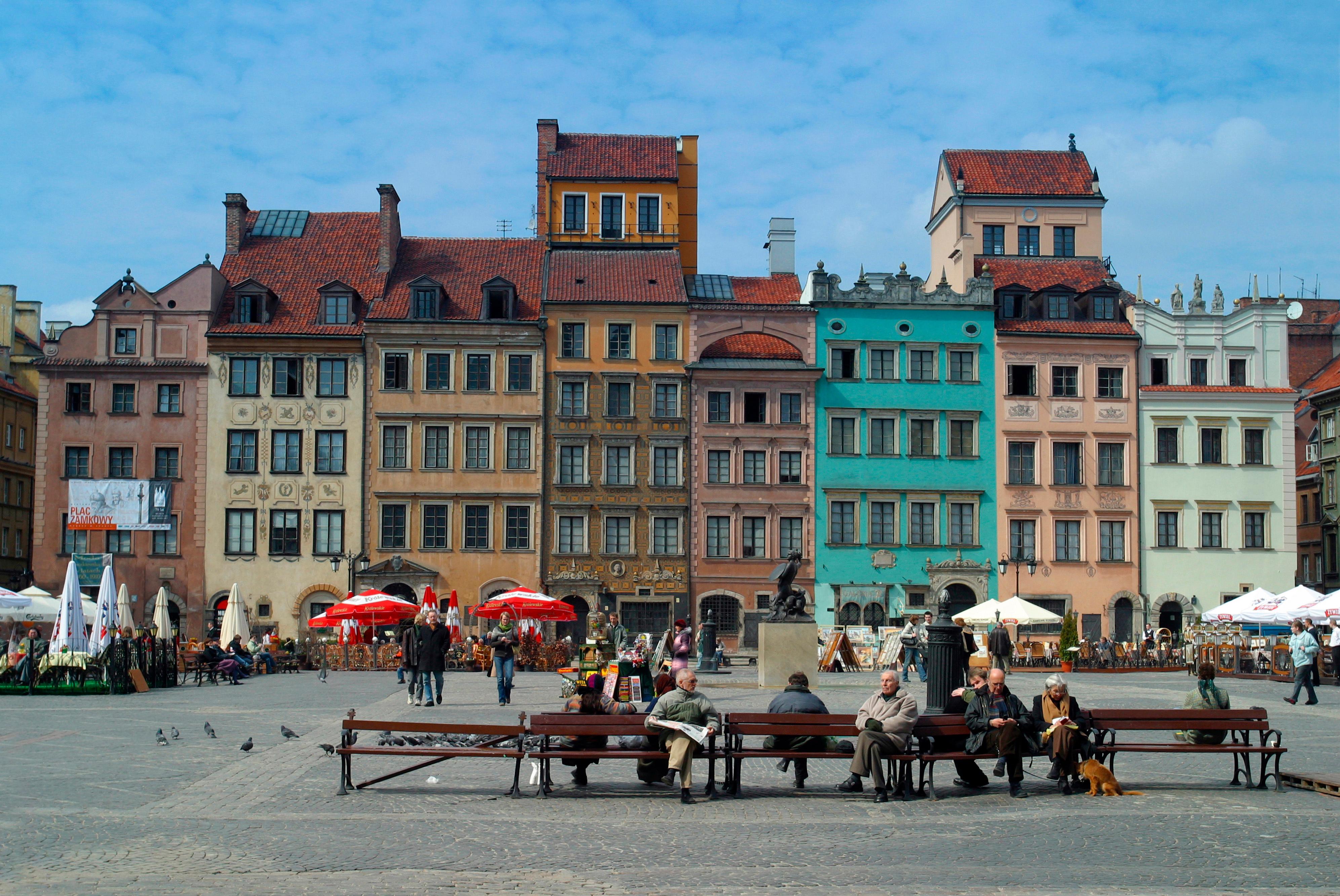 $1,149 Cheap Flights From Brisbane To Warsaw Frederic Chopin Airport In ...