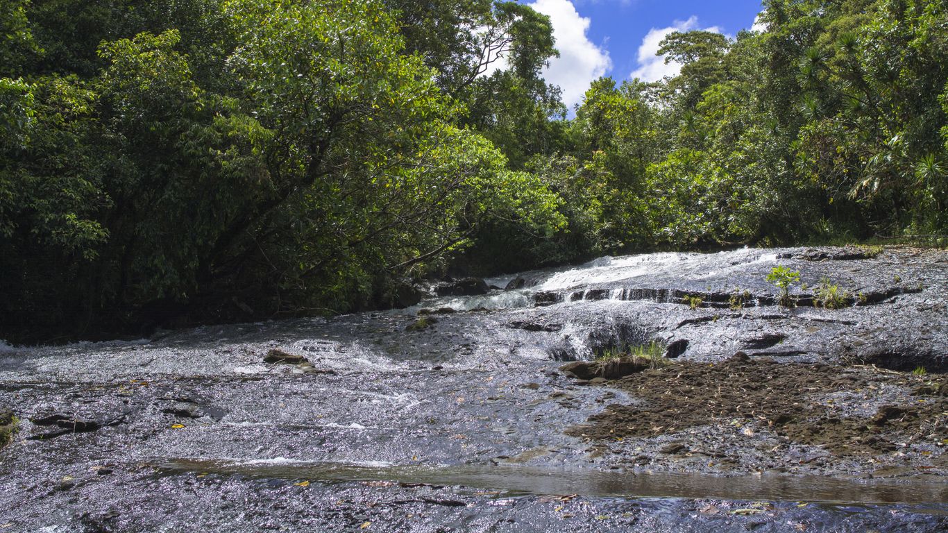 Hotéis em Palau