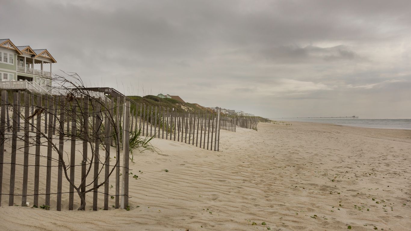 Hotels in Emerald Isle