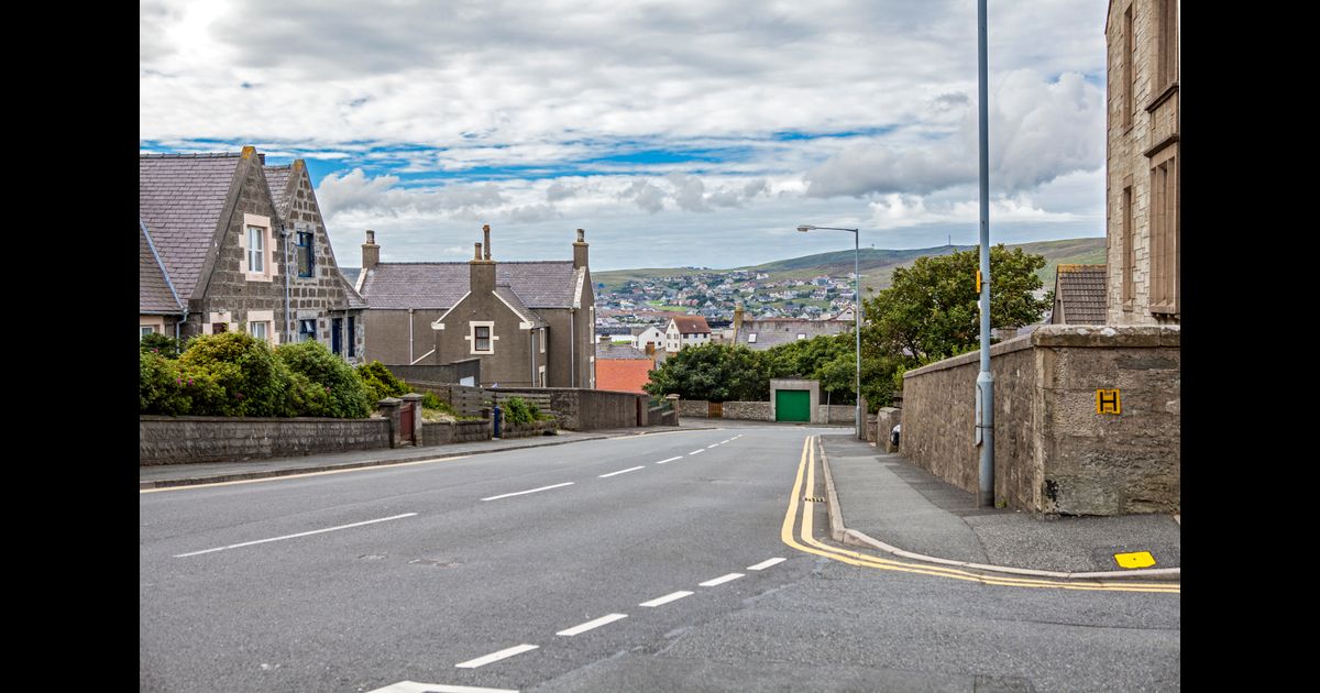 First Class Flights to Lerwick (LSI) KAYAK