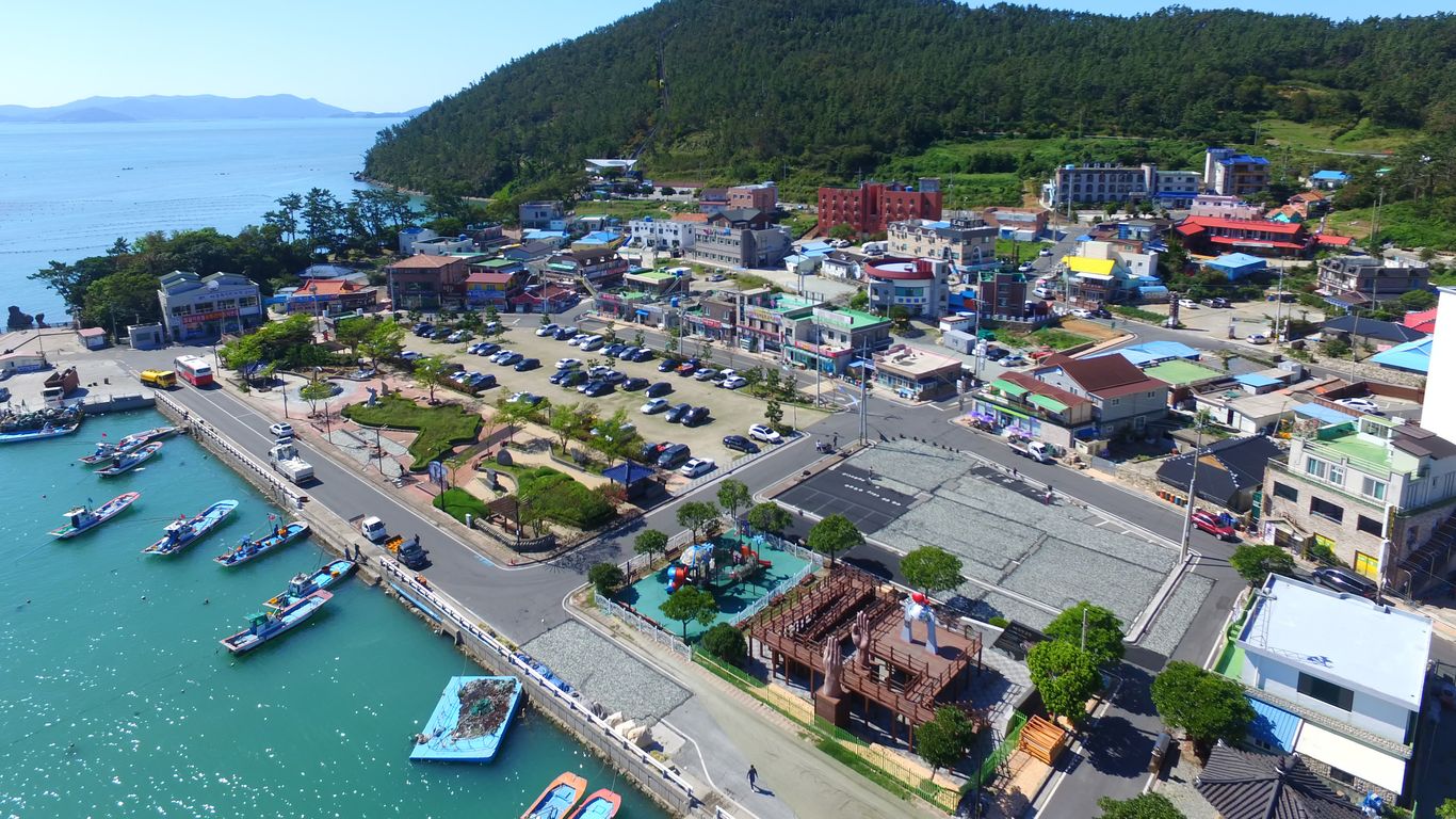 Hotels in Haenam