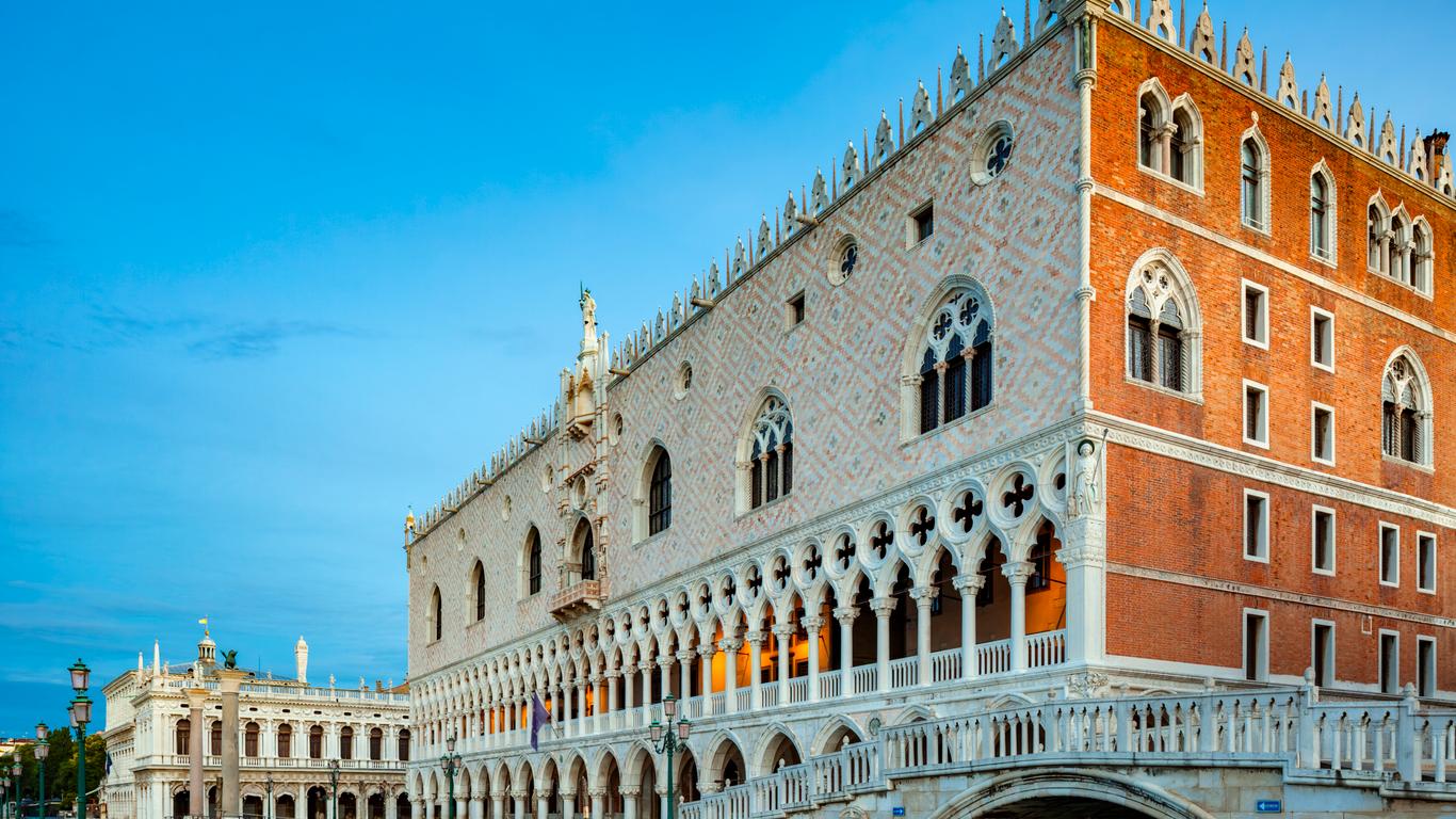 Hotels in Palazzo Ducale