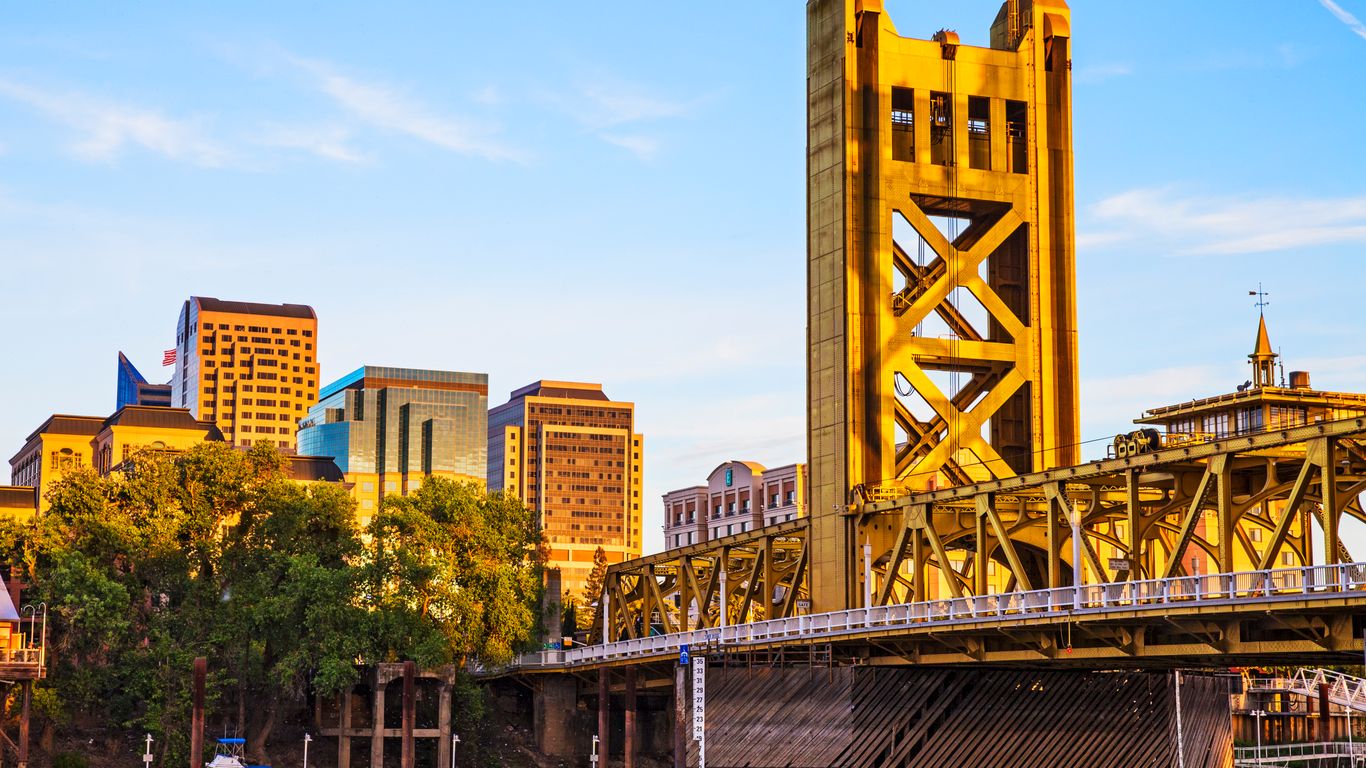 Flights to Sacramento Intl