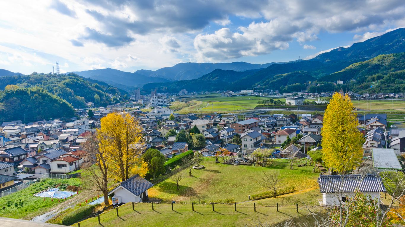 Hoteller i Ōzu