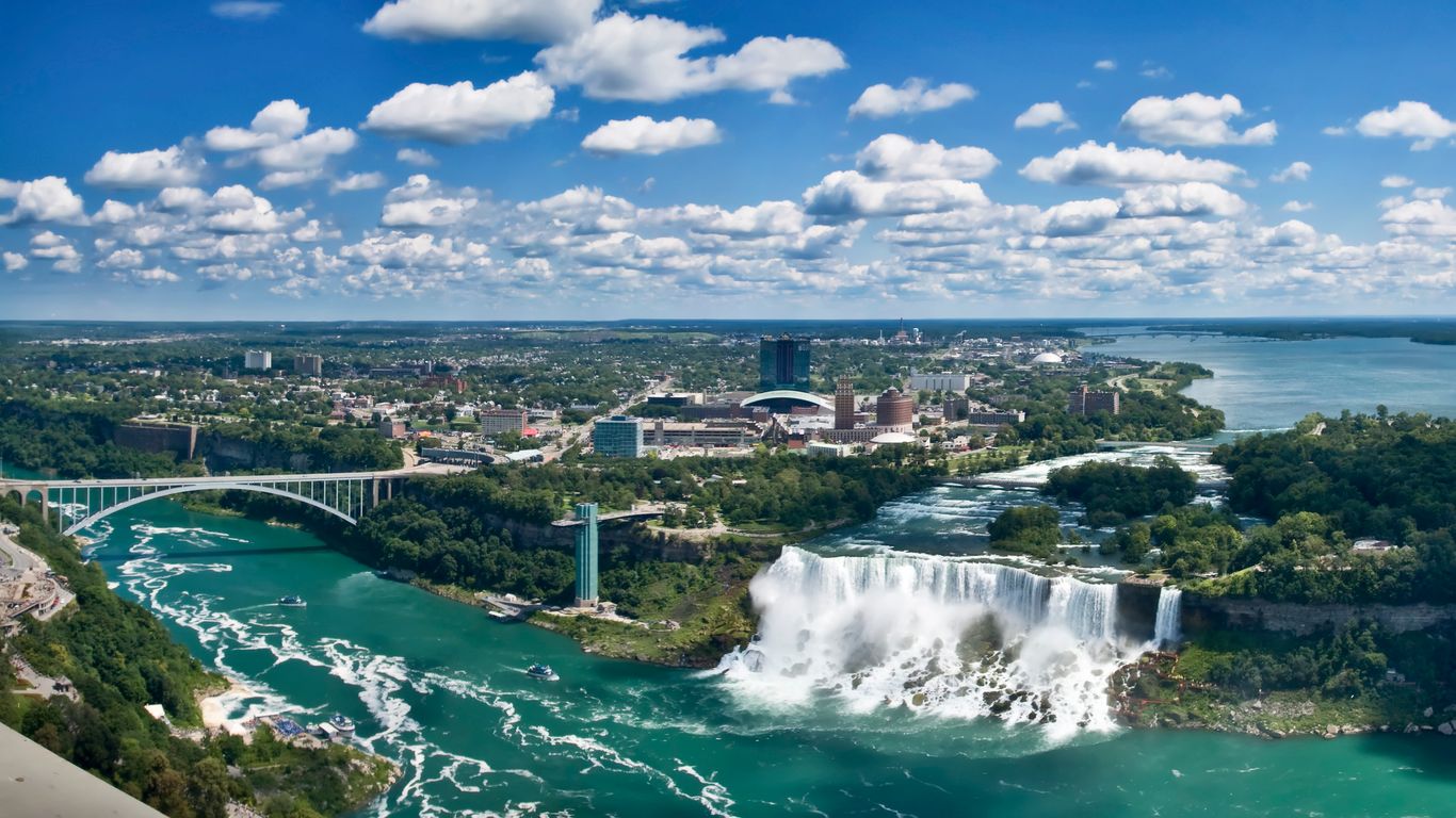 Holidays in Niagara Falls