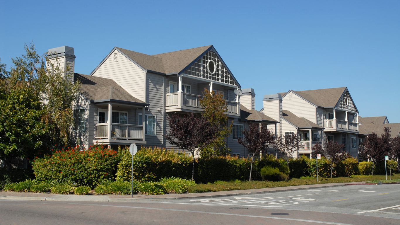 Hotels in Belmont