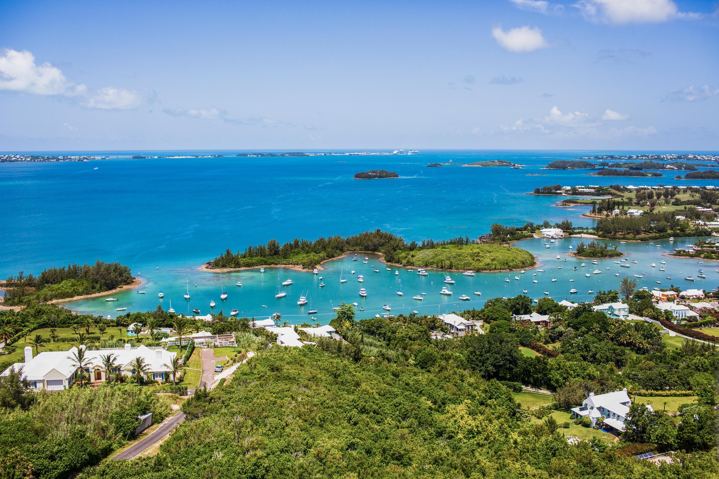 Bermuda Photographer - Amanda Temple: The Minalga Family