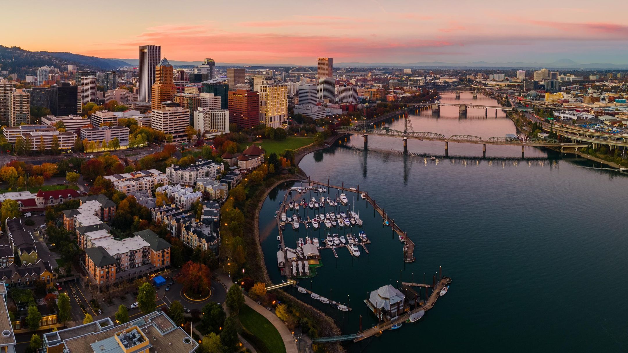 Southwest flights to Portland (PDX) from $99 | KAYAK