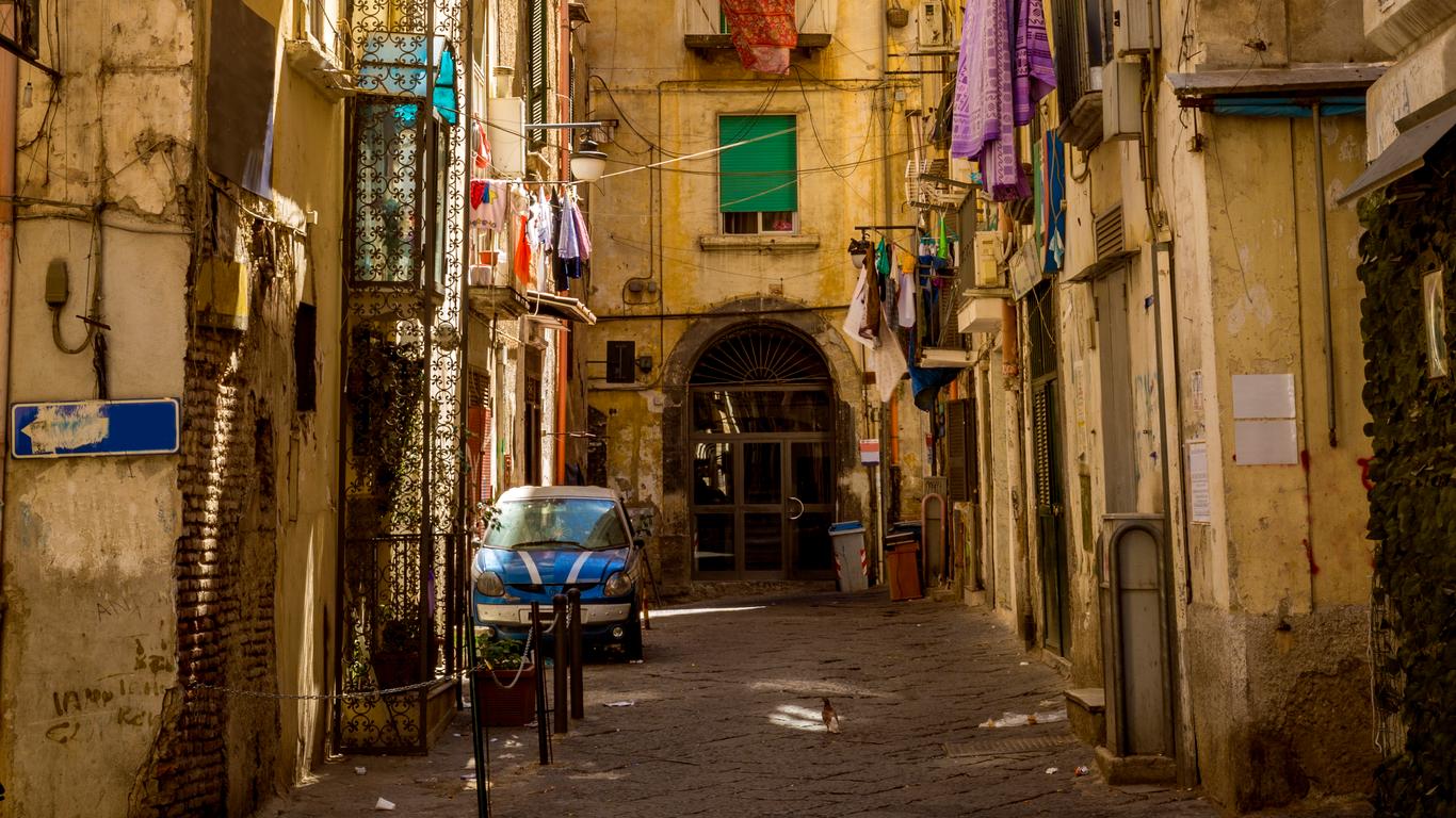 Renta de autos en Nápoles