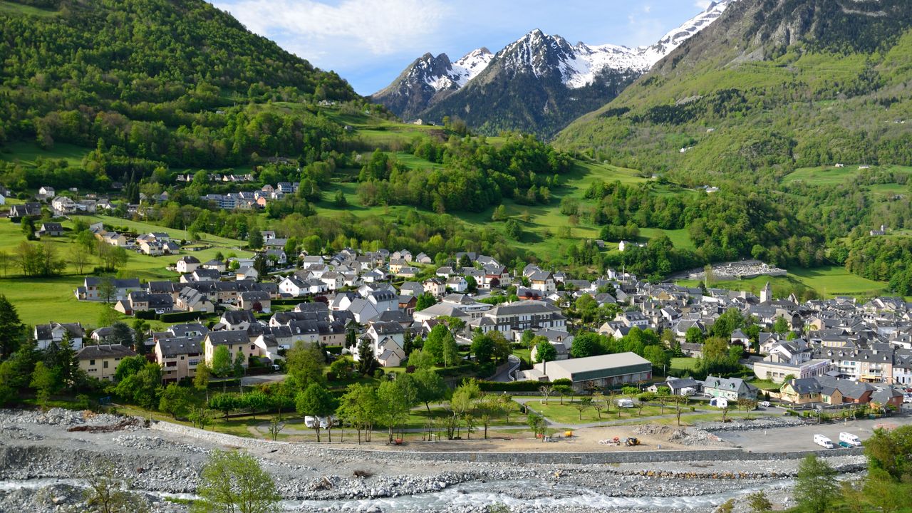 Guide Touristique Luz Saint Sauveur Tourisme Luz Saint Sauveur KAYAK guide-touristique-luz-saint-sauveur-tourisme-luz-saint-sauveur-kayak