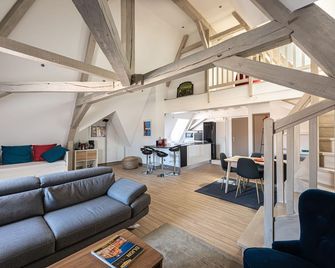 Le Palais - Dijon - Living room