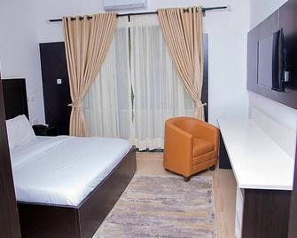 Hotel Capitol - Lagos - Yatak Odası