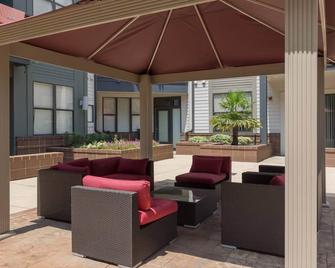 Trifecta Prime Location & Balcony Superhost - Charlotte - Lounge