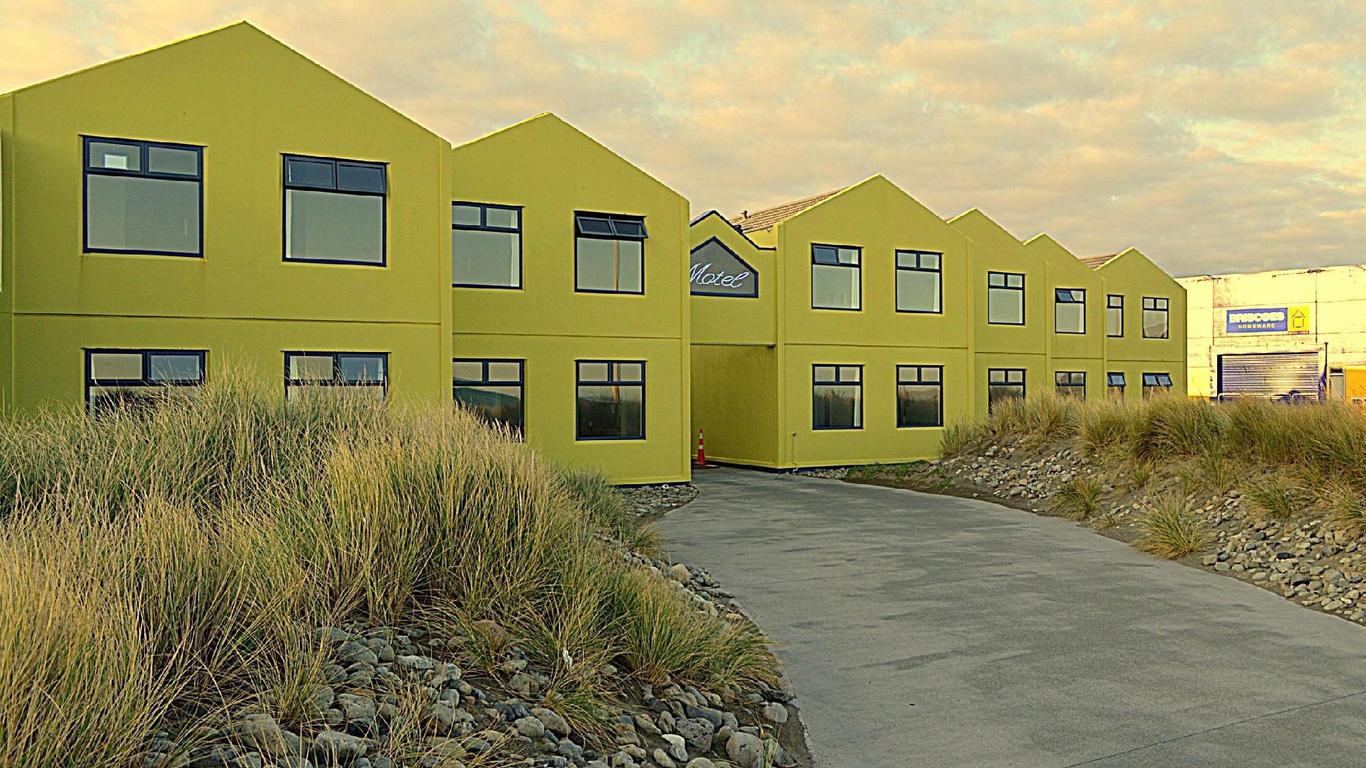 Airport Motel