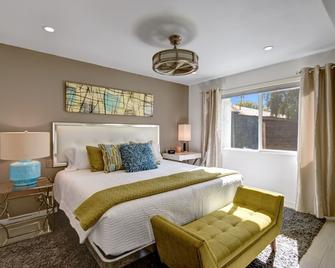 Desert Gem - Colorful and Classic Palm Springs! - Palm Springs - Bedroom