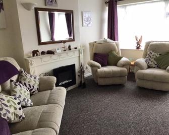 9 Gunfleet court - Clacton-on-Sea - Living room
