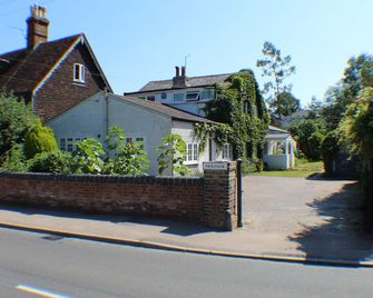 Moleside Cottage - Staplehurst - Buiten zicht