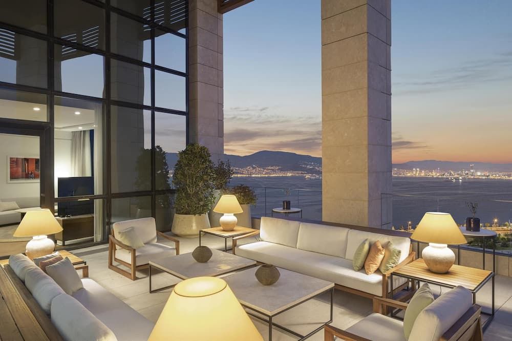 حياة ريجينسي إيزمير إستينيبارك - ازمير - ردهة