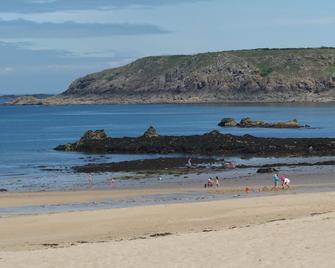 Gite Saint Coulomb 800m Beach - Saint-Coulomb - Plage
