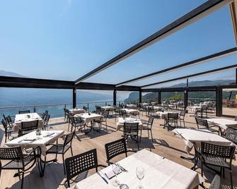 Hotel Pineta Campi - Tremosine - Restaurant