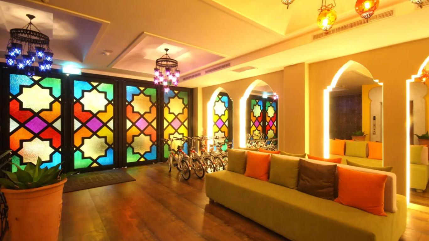 Moroccan Holiday Suite