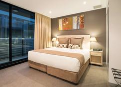 Oaks Adelaide Horizons Suites - Adelaide - Bedroom