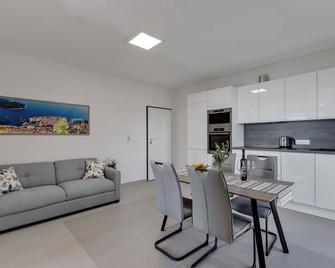 Luxury Apartment Podgora-Zora - Podgora - Essbereich