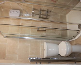 Moorside Lodge - Halifax - Badkamer