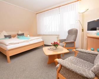 Hotel-Pension Anjo - Büsum - Phòng ngủ