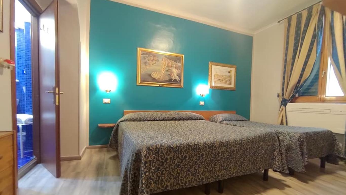 Hotel Santa Croce