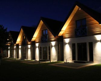 Klif - Caloroczne domki nad morzem - Ustka - Budova