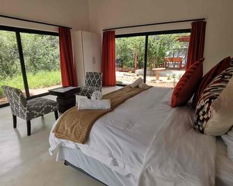 Gem In The Bush Lodge - Hoedspruit - Bedroom
