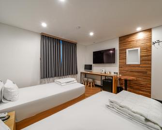 Busan Guseo-dong Candle - Yangsan - Habitación