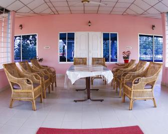 Sreemangal Resort - Srimangal - Patio