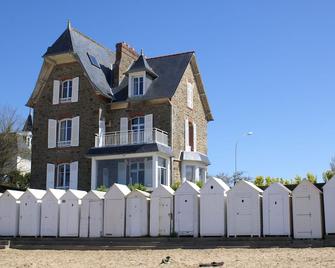 House Feet In The Water - Saint-Briac-sur-Mer - Bâtiment