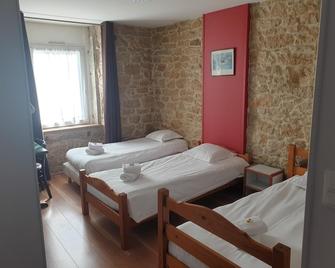 Hotel Hermance - Bellegarde-sur-Valserine - Bedroom