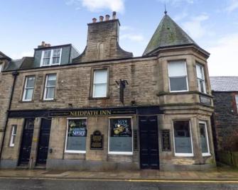 Neidpath Inn - Peebles - Budova
