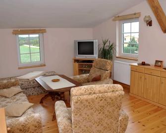 Fewo2 Achterland 5P Kleinbauernh - Balm - Wohnzimmer