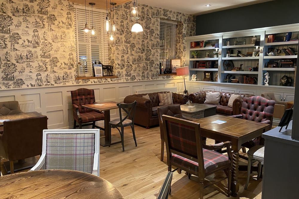 ذا بلو - ألنويك - ردهة