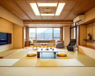 Takinoyu Hotel - Tendō