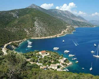 Lithos Messolongi Paradise - A Luxurious Retreat - Messolonghi