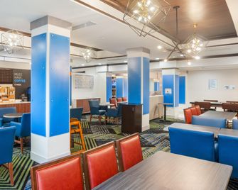 Holiday Inn Express & Suites Stroudsburg-Poconos By IHG - Stroudsburg - Restaurante