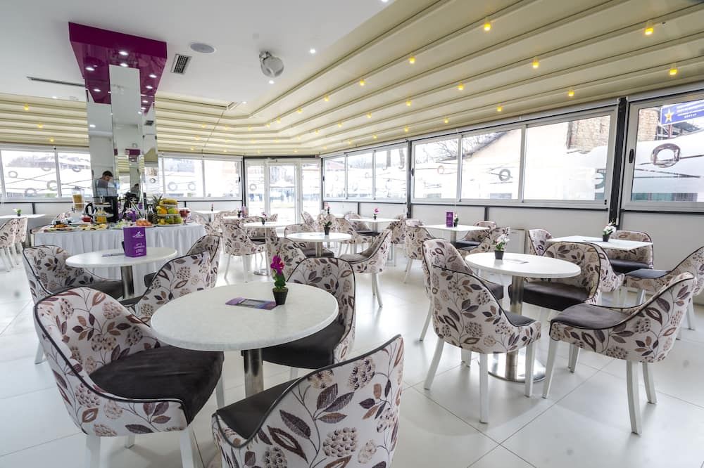 Astera Apart Hotel - סקופיה - מסעדה