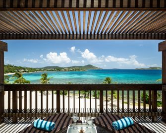 فيو أوف بارادايس آت سافاير بيتش - سانت ثوماس (فيرجين أيلاندس, ا.س) - شرفة