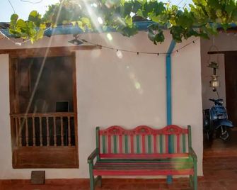 La Juanita Hostel Barichara - Barichara - Innenhof
