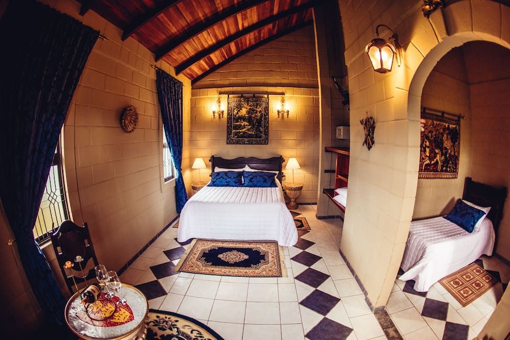 بوزادا كاميلوت - ألتو بارايسو دي غوياس - غرفة نوم