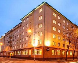 Colorfactory Spa Hotel - Czech Leading Hotels - Praag - Gebouw