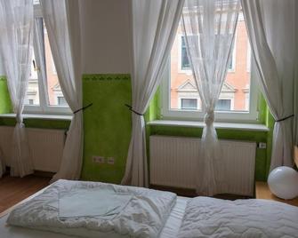 Hostel Louise 20 - Dresden - Schlafzimmer