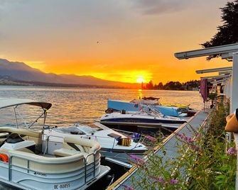 Boutique Hotel Niesenblick Self Check In - Oberhofen am Thunersee - Vista del exterior